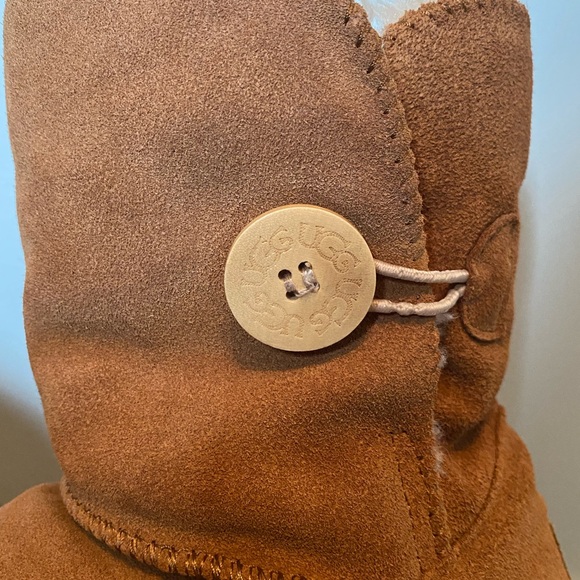 Ugg Boots - Size 39 - Picture 7 of 10
